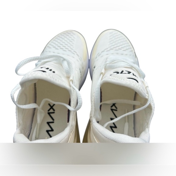 Nike Air Max 270 Coconut Milk Women Size-9 - Picture 4 of 4